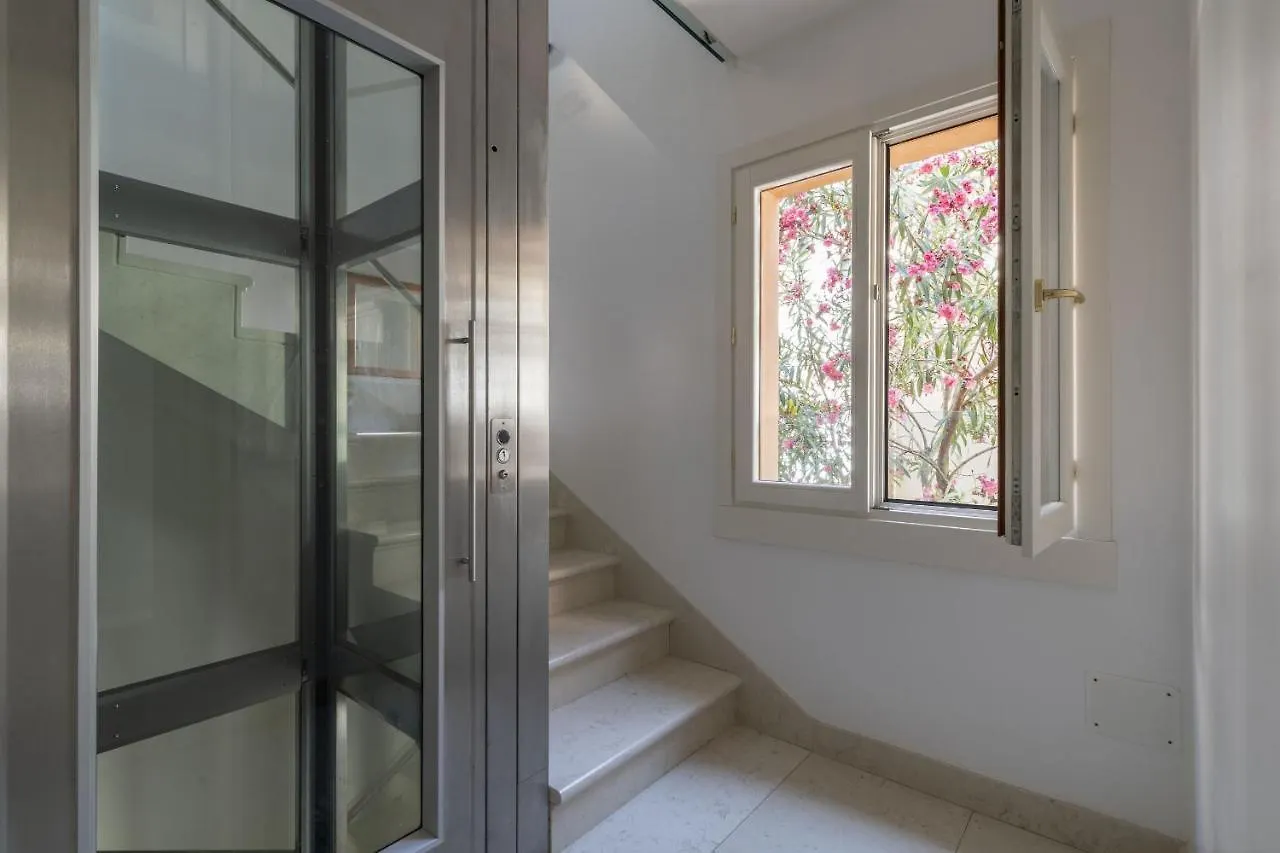 Apartment Ca' San Carlo Residence By Wonderful Italy Venice