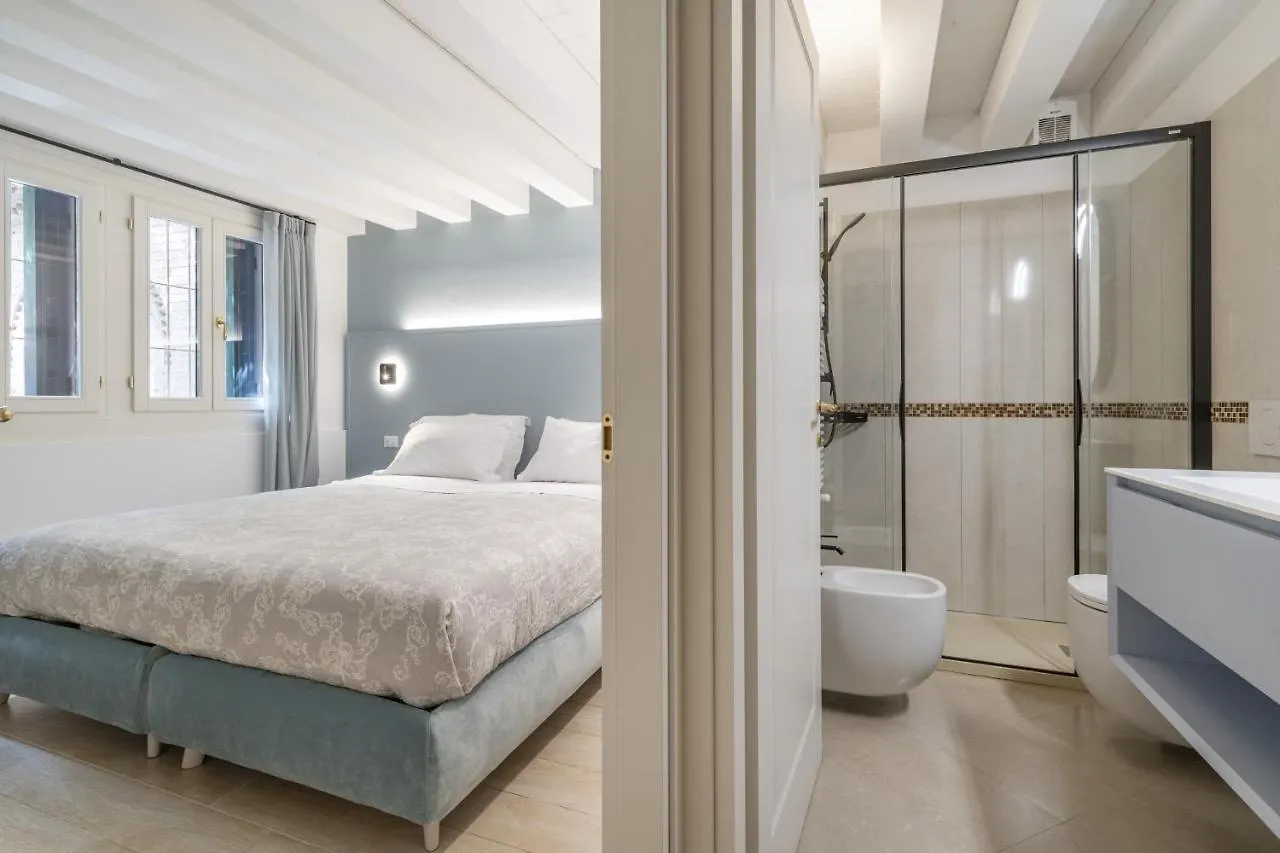 Apartment Ca' San Carlo Residence By Wonderful Italy Venice