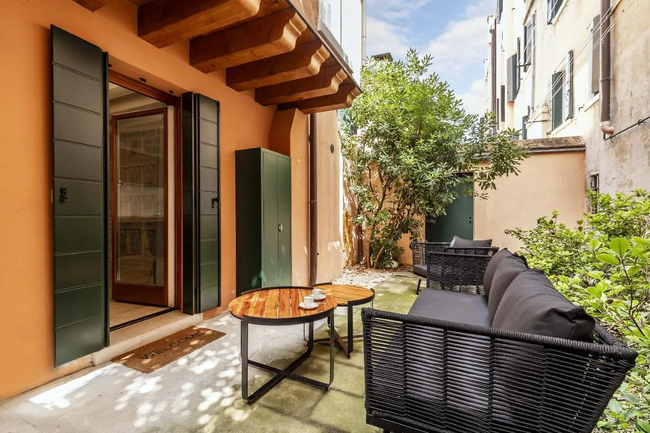 Apartment Ca' San Carlo Residence By Wonderful Italy Venice Italy