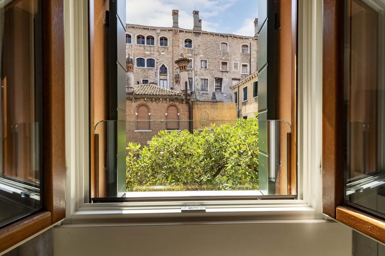 Ca' San Carlo Residence By Wonderful Italy Venice Apartment
